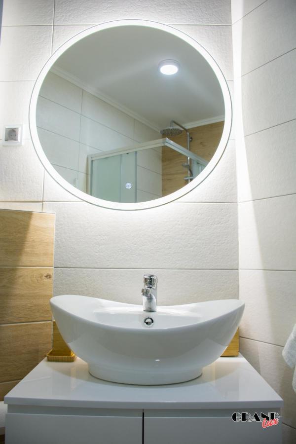 Grand Lux * Doboj